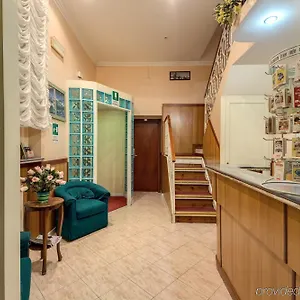 https://rubino.it-romehotels.com
